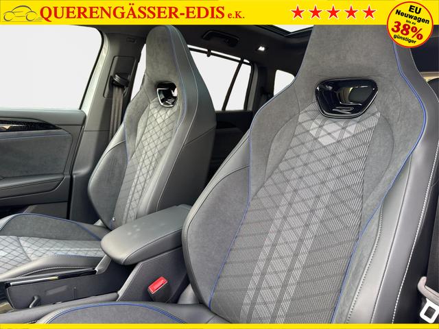 Volkswagen / Tayron / Silber / / / PLUG-IN+PANO+AHK+HuD+MATRIX+360 KAM+20ALU+ACC+eHK+BLACK STYLE