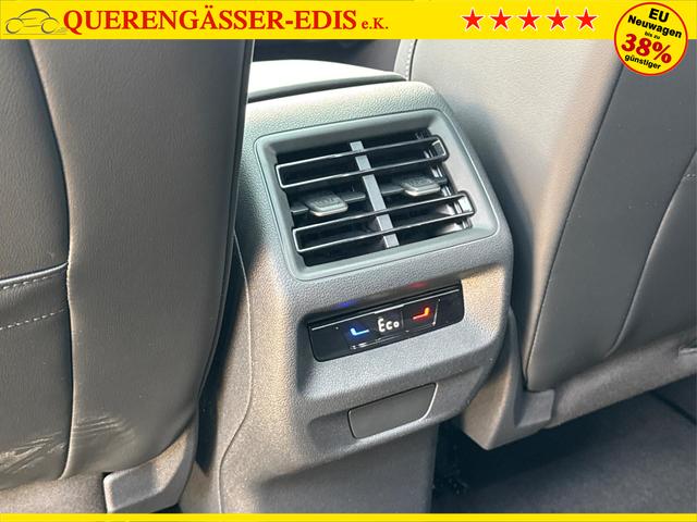 Volkswagen / Tayron / Silber / / / PLUG-IN+PANO+AHK+HuD+MATRIX+360 KAM+20ALU+ACC+eHK+BLACK STYLE