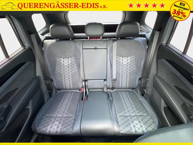 Volkswagen / Tayron / Silber / / / PLUG-IN+PANO+AHK+HuD+MATRIX+360 KAM+20ALU+ACC+eHK+BLACK STYLE