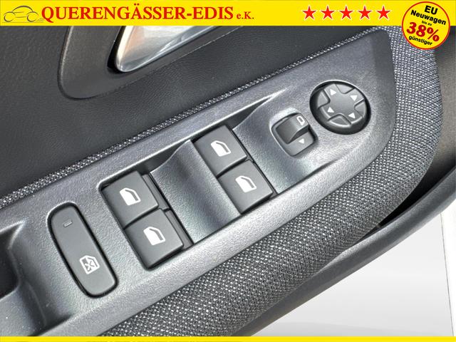 Peugeot / 208 / Wei&szlig; / / / MAN6+SHZ+LED+PDC+TEMPOMAT, Beispielbilder, ggf. teilweise mit Sonderausstattung