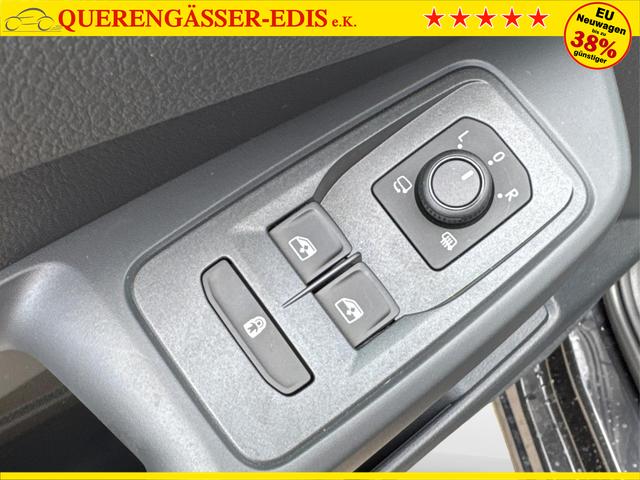 Volkswagen / Caddy Maxi / / / / Caddy Maxi +PDC v+h+KAMERA+SHZ+GJR+ACC+LANE ASSIST