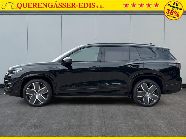 Volkswagen / Tayron / Schwarz / / / PLUG-IN+PANO+AHK+HuD+MATRIX+360 KAM+20ALU+ACC+eHK+BLACK STYLE, Beispielbilder, ggf. teilweise mit Sonderausstattung