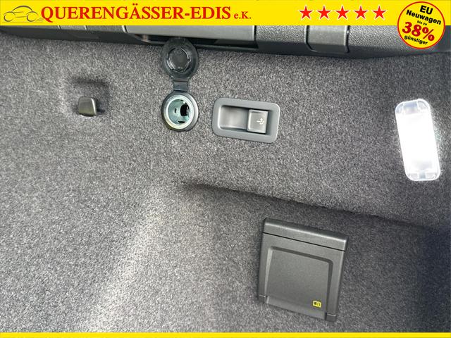 Volkswagen / Tayron / Schwarz / / / PLUG-IN+PANO+AHK+HuD+MATRIX+360 KAM+20ALU+ACC+eHK+BLACK STYLE, Beispielbilder, ggf. teilweise mit Sonderausstattung