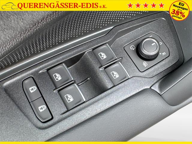 Volkswagen / Tayron / Schwarz / / / PLUG-IN+PANO+AHK+HuD+MATRIX+360 KAM+20ALU+ACC+eHK+BLACK STYLE, Beispielbilder, ggf. teilweise mit Sonderausstattung