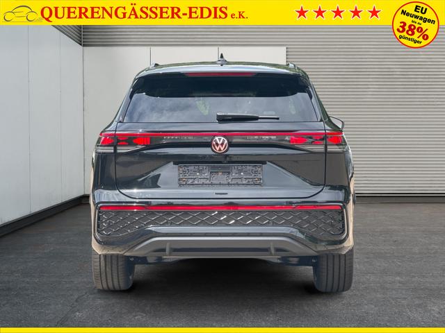 Volkswagen / Tayron / Schwarz / / / PLUG-IN+PANO+AHK+HuD+MATRIX+360 KAM+20ALU+ACC+eHK+BLACK STYLE, Beispielbilder, ggf. teilweise mit Sonderausstattung