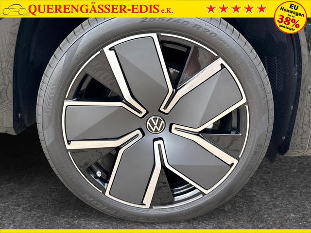 Volkswagen / Tayron / Schwarz / / / PLUG-IN+PANO+AHK+HuD+MATRIX+360 KAM+20ALU+ACC+eHK+BLACK STYLE, Beispielbilder, ggf. teilweise mit Sonderausstattung