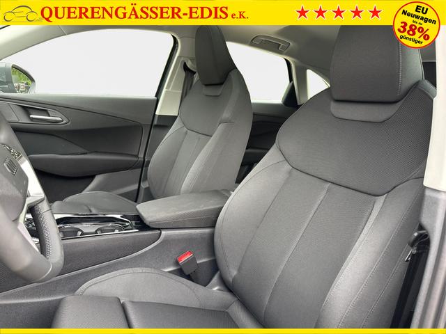 Audi / Q3 Sportback / / / / MJ 2026+NAVI+KAMERA+AHK+PANO+PDC+EL. HECKKL.+LED+18 LM