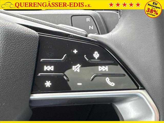 Audi / Q3 Sportback / / / / MJ 2026+NAVI+KAMERA+AHK+PANO+PDC+EL. HECKKL.+LED+18 LM