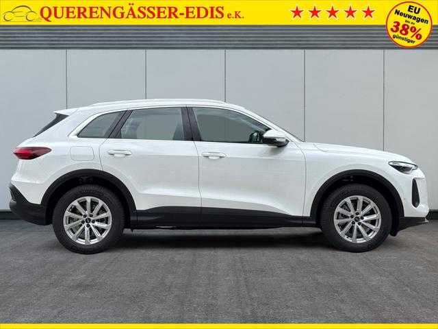 Audi / Q5 / Wei&szlig; / / / QUATTRO+NAVI+KAMERA+AHK+SHZ+PDC+ACC