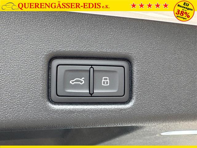 Audi / Q5 / Wei&szlig; / / / QUATTRO+NAVI+KAMERA+AHK+SHZ+PDC+ACC
