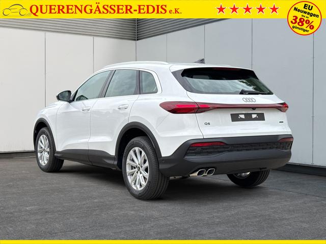 Audi / Q5 / Wei&szlig; / / / QUATTRO+NAVI+KAMERA+AHK+SHZ+PDC+ACC