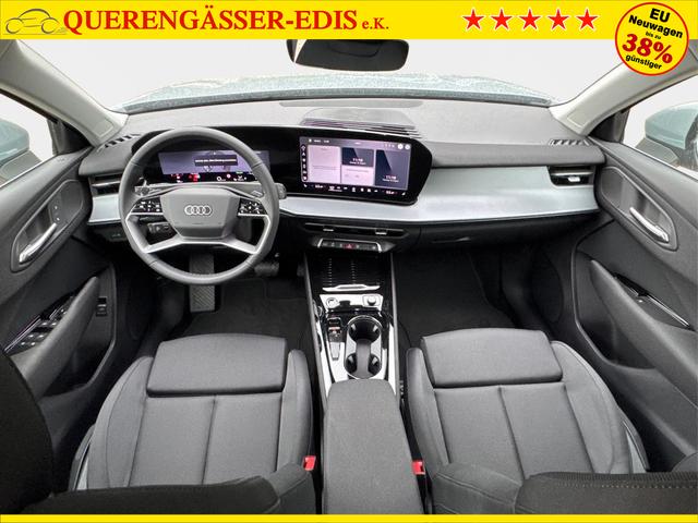Audi / Q3 / Grau / / / KAMERA+NAVI+PDC+EL.HECKKL.+LED+17LM