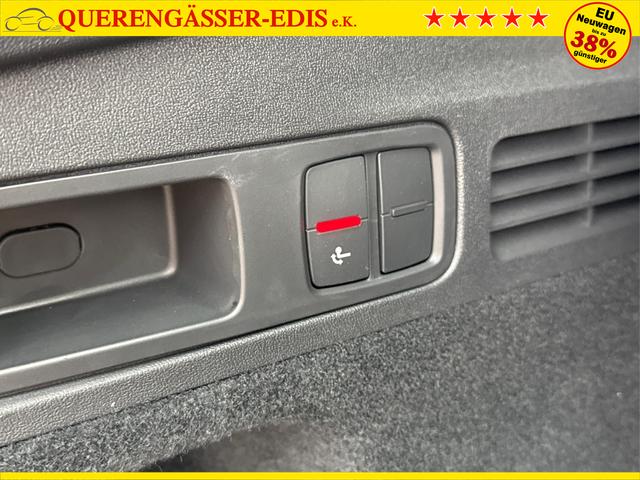 Audi / Q5 / Wei&szlig; / / / QUATTRO+AHK+NAVI+KAMERA+SHZ+PDC+ACC