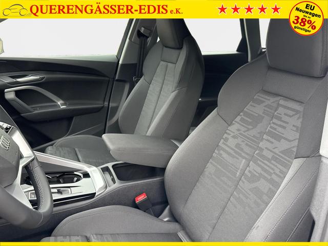 Audi / Q5 / Wei&szlig; / / / QUATTRO+AHK+NAVI+KAMERA+SHZ+PDC+ACC