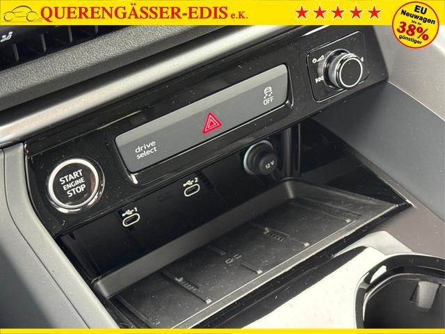 Audi / Q5 / Wei&szlig; / / / QUATTRO+AHK+NAVI+KAMERA+SHZ+PDC+ACC