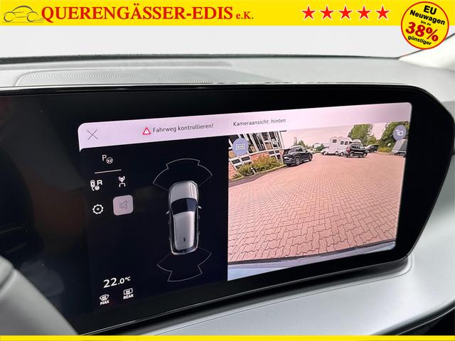 Audi / Q3 / Grau / / / KAMERA+NAVI+PDC+EL.HECKKL.+LED+17LM