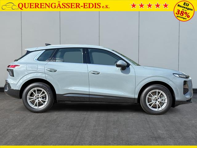 Audi / Q3 / Grau / / / KAMERA+NAVI+PDC+EL.HECKKL.+LED+17LM