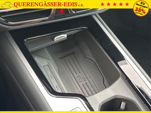 Volkswagen / Passat Variant / / / / LEDER+PANO+AHK+MATRIX+eHK+360 KAM+NAVI+HUD, Beispielbilder, ggf. teilweise mit Sonderausstattung