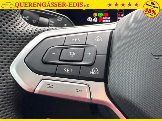 Volkswagen / Passat Variant / / / / LEDER+PANO+AHK+MATRIX+eHK+360 KAM+NAVI+HUD, Beispielbilder, ggf. teilweise mit Sonderausstattung