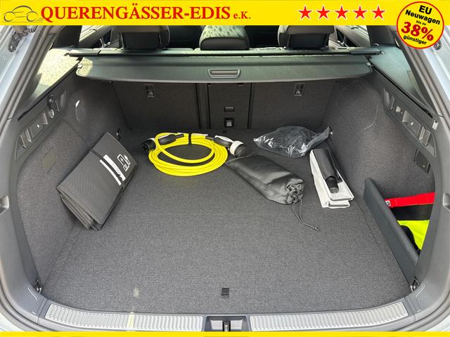 Volkswagen / Passat Variant / / / / LEDER+PANO+AHK+MATRIX+eHK+360 KAM+NAVI+HUD, Beispielbilder, ggf. teilweise mit Sonderausstattung
