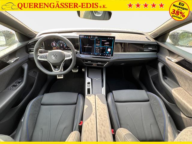 Volkswagen / Passat Variant / / / / LEDER+PANO+AHK+MATRIX+eHK+360 KAM+NAVI+HUD, Beispielbilder, ggf. teilweise mit Sonderausstattung