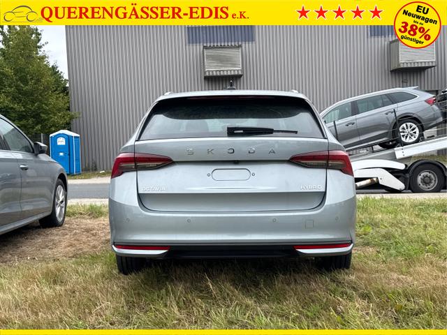 Skoda / Octavia Combi / Silber / / / ACC+AHK+eHK+KAM+PDC+LED+17ALU+SHZ, Beispielbilder, ggf. teilweise mit Sonderausstattung