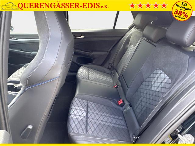Volkswagen / Golf / Schwarz / / / LED-PLUS+ACC+SHZ+KEYLESS+KAMERA+18 ALU, Beispielbilder, ggf. teilweise mit Sonderausstattung