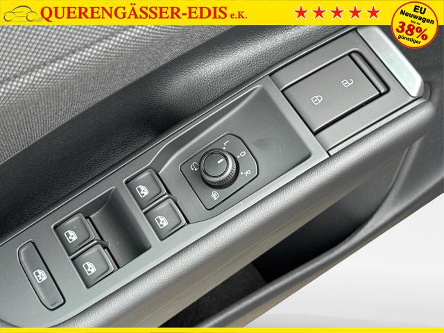 Volkswagen / T-Roc / Schwarz / / / 5J GARANTIE+AHK+ACC+17 ALU+KAMERA+SHZ+LED , Beispielbilder, ggf. teilweise mit Sonderausstattung