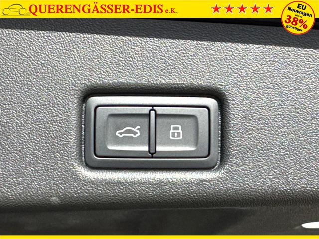 Audi / Q5 / Schwarz / / / QUATTRO+NAVI+KAMERA+AHK+PANO+SHZ+PDC+ACC