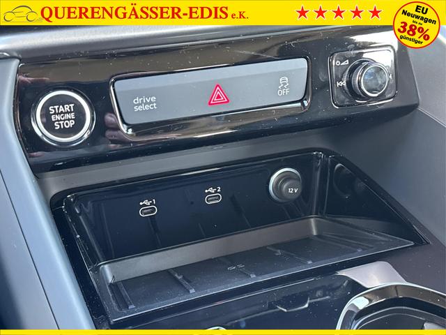 Audi / Q5 / Schwarz / / / QUATTRO+NAVI+KAMERA+AHK+PANO+SHZ+PDC+ACC