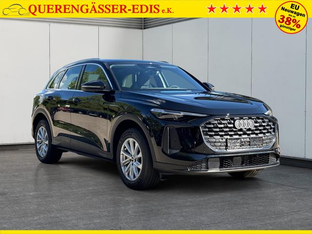 Audi / Q5 / Schwarz / / / QUATTRO+NAVI+KAMERA+AHK+PANO+SHZ+PDC+ACC
