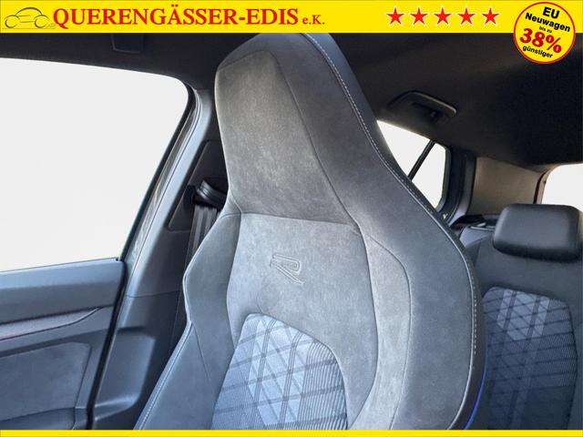Volkswagen / Golf / Grau / / / PANO+LED-PLUS+ACC+SHZ+KEYLESS+KAMERA+18 ALU, Beispielbilder, ggf. teilweise mit Sonderausstattung