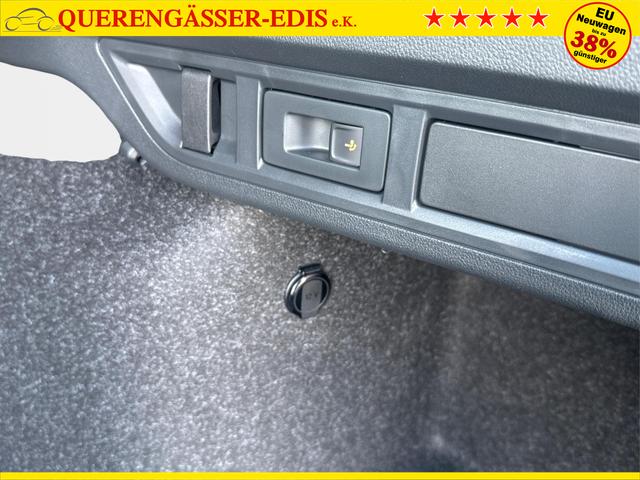 Skoda / Octavia Combi / Schwarz / / / ACC+AHK+eHK+KAM+PDC+LED+17 ALU+SHZ, Beispielbilder, ggf. teilweise mit Sonderausstattung
