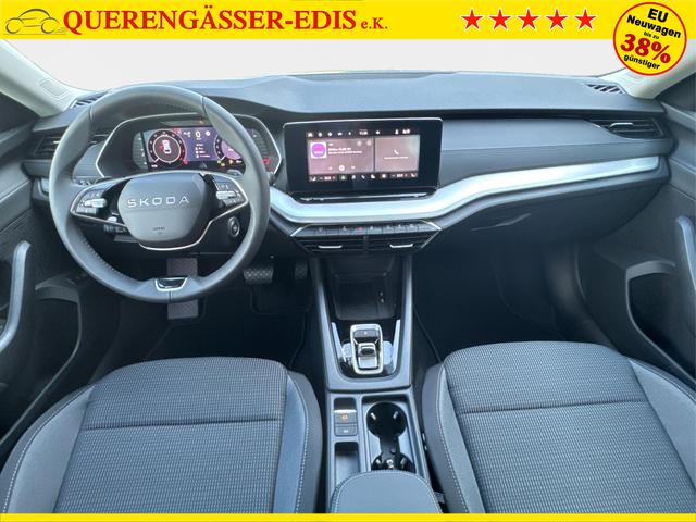 Skoda / Octavia Combi / Schwarz / / / ACC+AHK+eHK+KAM+PDC+LED+17 ALU+SHZ, Beispielbilder, ggf. teilweise mit Sonderausstattung