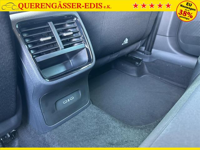 Skoda / Octavia Combi / Grau / / / ACC+AHK+eHK+KAM+PDC+LED+17 ALU+SHZ