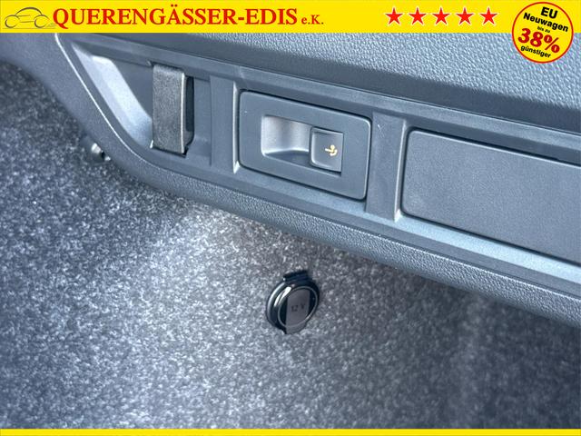 Skoda / Octavia Combi / Grau / / / ACC+AHK+eHK+KAM+PDC+LED+17 ALU+SHZ