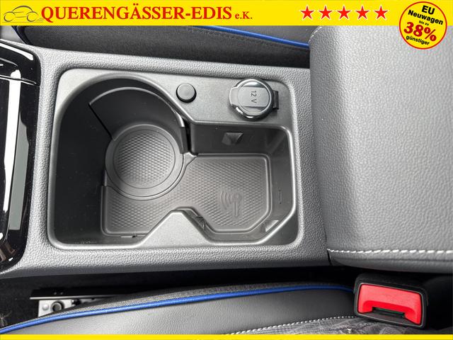 Volkswagen / Golf / Blau / / / PANO+LED-PLUS+ACC+SHZ+KEYLESS+KAMERA+18 ALU, Beispielbilder, ggf. teilweise mit Sonderausstattung