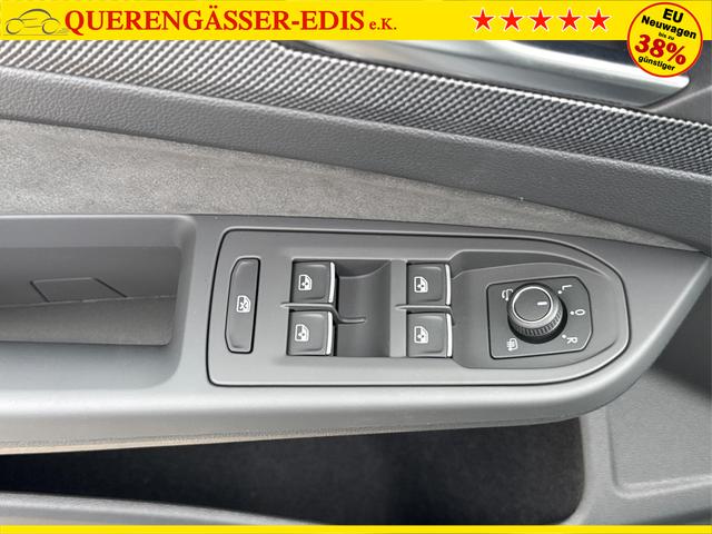 Volkswagen / Golf / Grau / / / PANO+LED-PLUS+ACC+SHZ+KEYLESS+KAMERA+18 ALU, Beispielbilder, ggf. teilweise mit Sonderausstattung