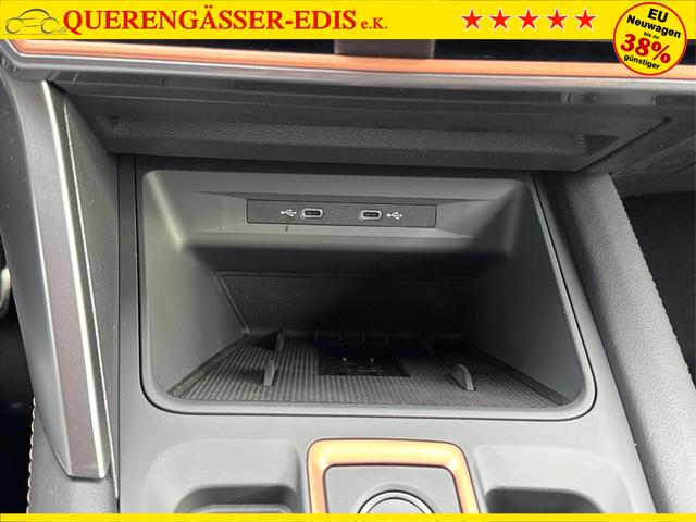 Cupra / Leon Sportstourer / Blau / / / 4x4 ST AHK+NAVI+eHK+KAMERA+MEMORY+ACC+19 ALU+LED, Beispielbilder, ggf. teilweise mit Sonderausstattung