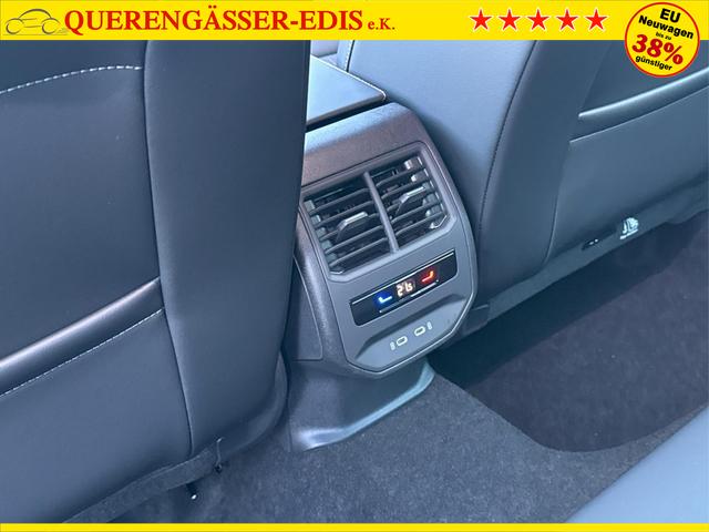 Cupra / Leon Sportstourer / Grau / / / ST AHK+NAVI+eHK+KAMERA+ACC+SHZ+18 ALU+LED, Beispielbilder, ggf. teilweise mit Sonderausstattung