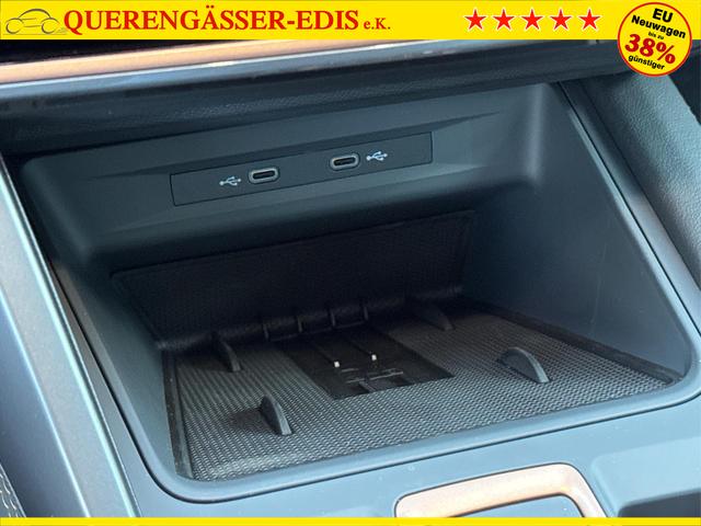 Cupra / Leon Sportstourer / Grau / / / ST AHK+NAVI+eHK+KAMERA+ACC+SHZ+18 ALU+LED, Beispielbilder, ggf. teilweise mit Sonderausstattung