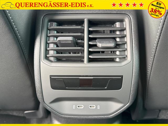 Cupra / Formentor / Schwarz / / / 4x4 AHK+NAVI+KAMERA+eHK+KESSY+ACC+19 ALU+LED+FULL LINK, Beispielbilder, ggf. teilweise mit Sonderausstattung
