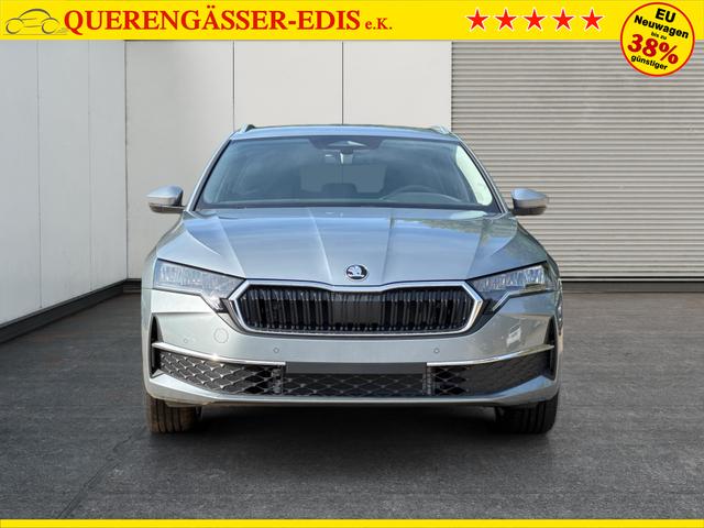 Skoda / Octavia Combi / Silber / / / ACC+AHK+eHK+KAM+PDC+LED+17ALU+SHZ