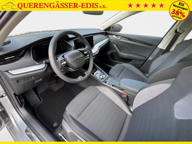 Skoda / Octavia Combi / Silber / / / ACC+AHK+eHK+KAM+PDC+LED+17ALU+SHZ
