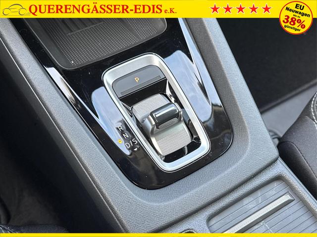 Skoda / Octavia Combi / Silber / / / ACC+AHK+eHK+KAM+PDC+LED+17ALU+SHZ