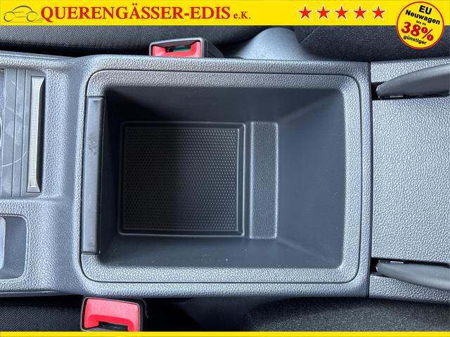 Skoda / Octavia Combi / Silber / / / ACC+AHK+eHK+KAM+PDC+LED+17ALU+SHZ
