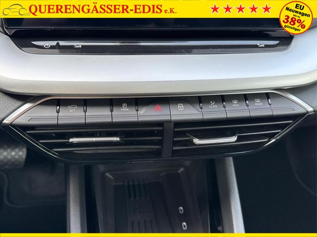 Skoda / Octavia Combi / Silber / / / ACC+AHK+eHK+KAM+PDC+LED+17ALU+SHZ