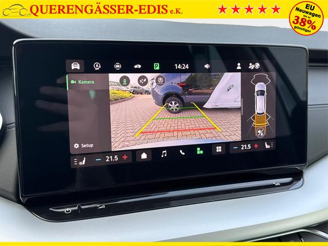 Skoda / Octavia Combi / Silber / / / ACC+AHK+eHK+KAM+PDC+LED+17ALU+SHZ