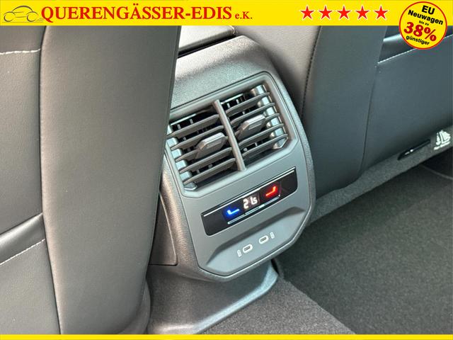 Cupra / Leon Sportstourer / Grau / / / ST 4x4 AHK+eHK+NAVI+ACC+SHZ+18 ALU+LED