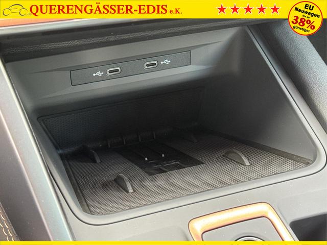 Cupra / Leon Sportstourer / Grau / / / ST 4x4 AHK+eHK+NAVI+ACC+SHZ+18 ALU+LED